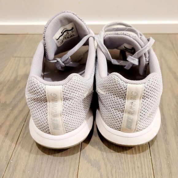Nike Classic White & Grey Running Shoes Size: 8 US - Picture 6 of 11
